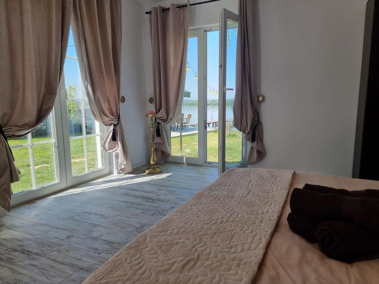 Elgringo Clisura Dunarii Moldova Noua Dış mekan fotoğraf